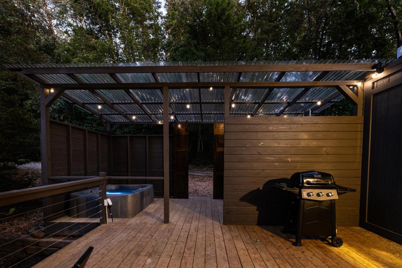 Couples Retreat: King Bed:Hot Tub:Firepit & More Blue Ridge Luaran gambar
